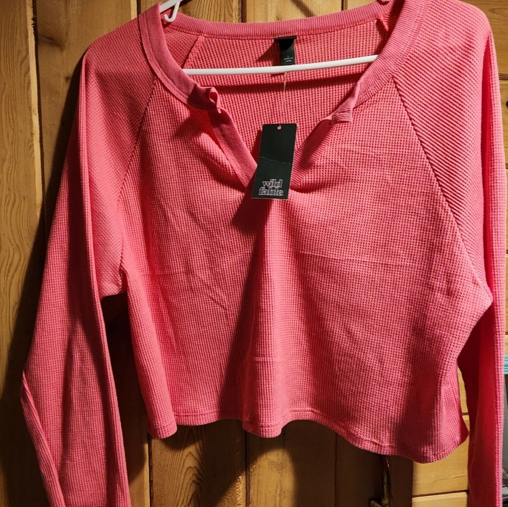 Women's NWT Top - Picture 1 of 5